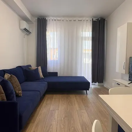 Capital Charm Apartman Tirana